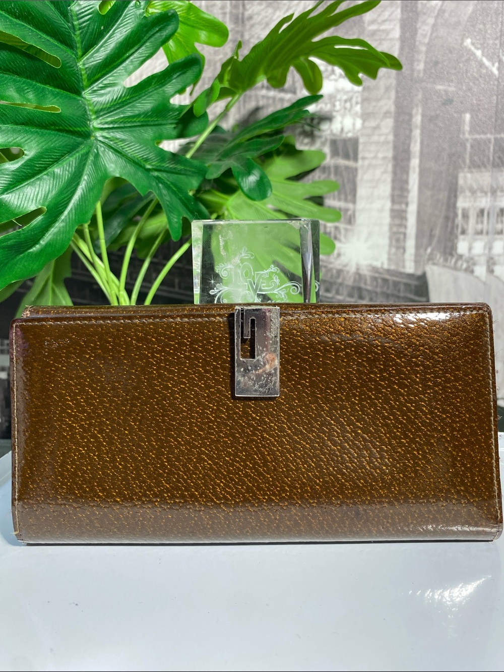 Authentic Gucci Rare Metallic Bronze Patent Leather Long Wallet - Picture 7 of 17